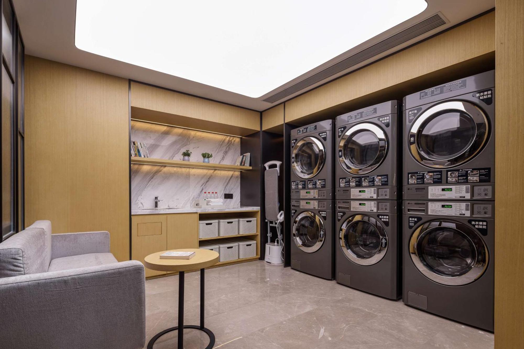 Hilton Garden Inn Chengdu Kuanzhai Alley Экстерьер фото
