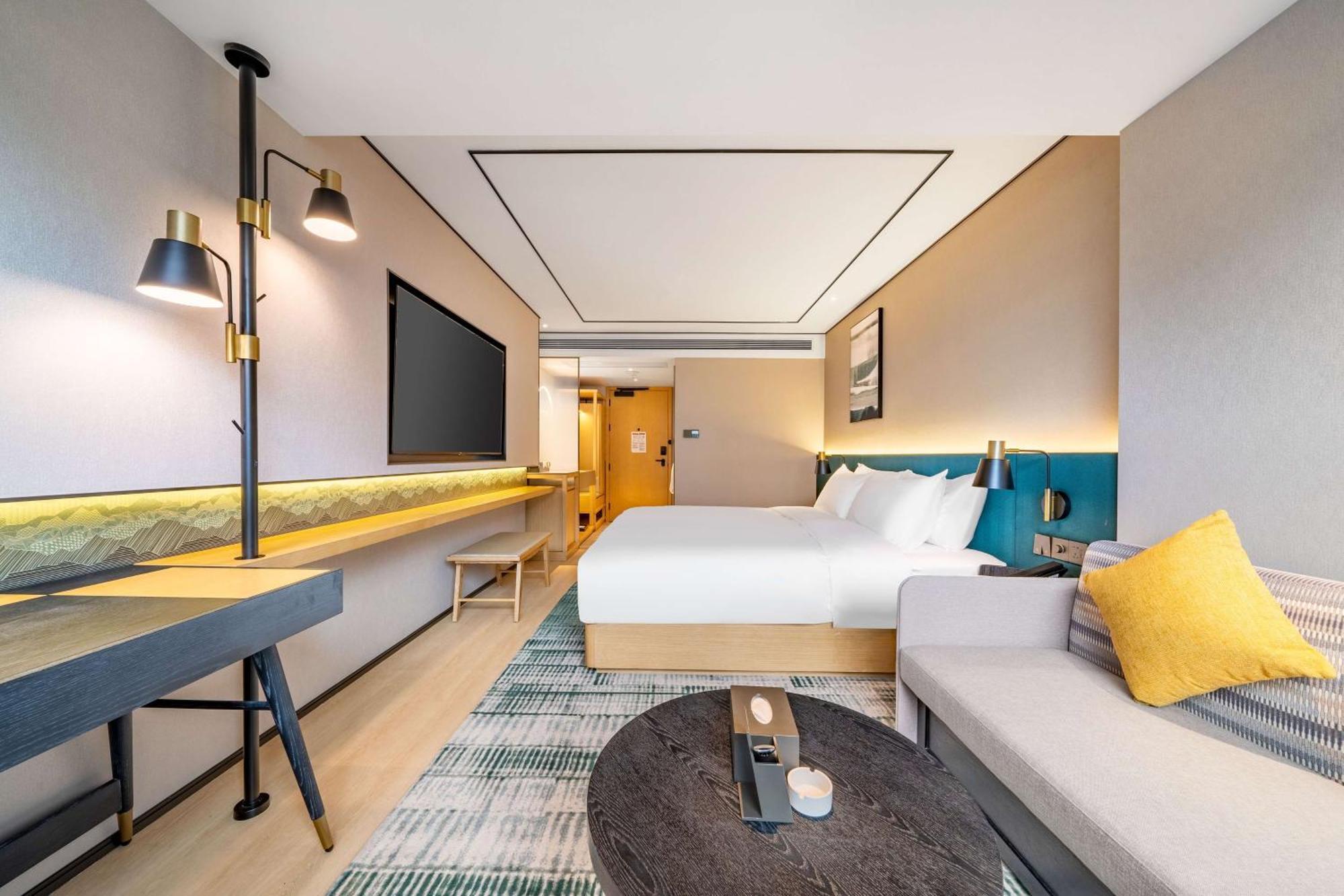 Hilton Garden Inn Chengdu Kuanzhai Alley Экстерьер фото
