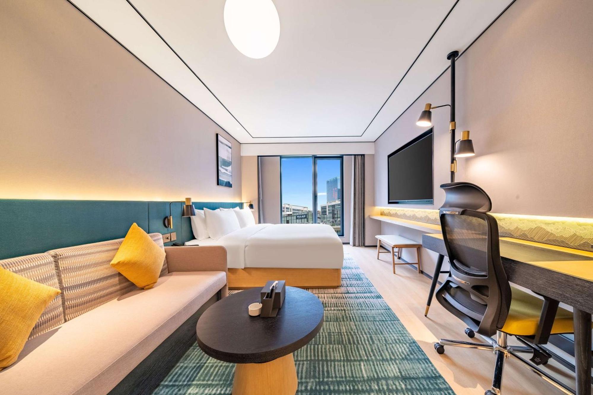 Hilton Garden Inn Chengdu Kuanzhai Alley Экстерьер фото