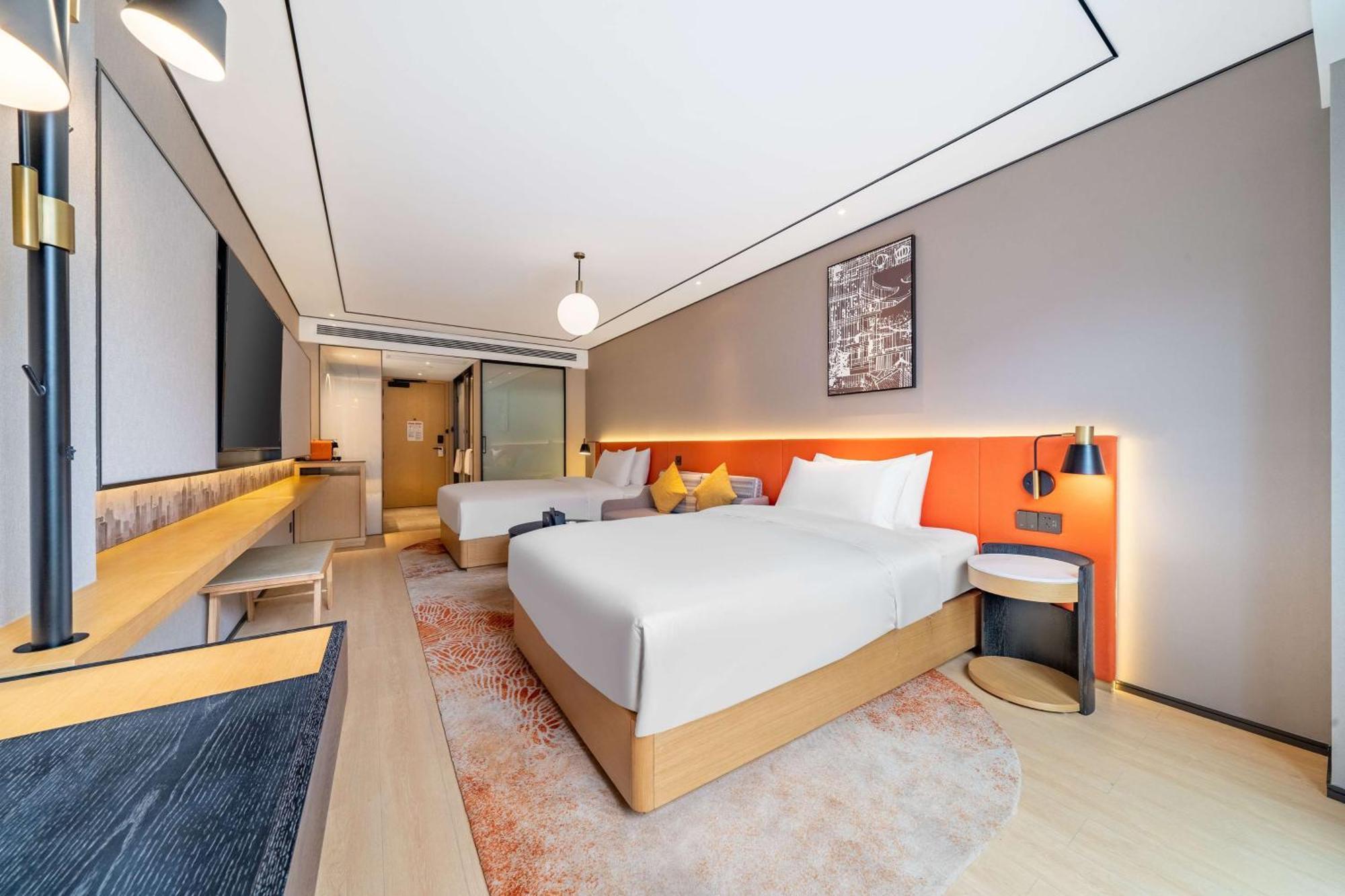 Hilton Garden Inn Chengdu Kuanzhai Alley Экстерьер фото