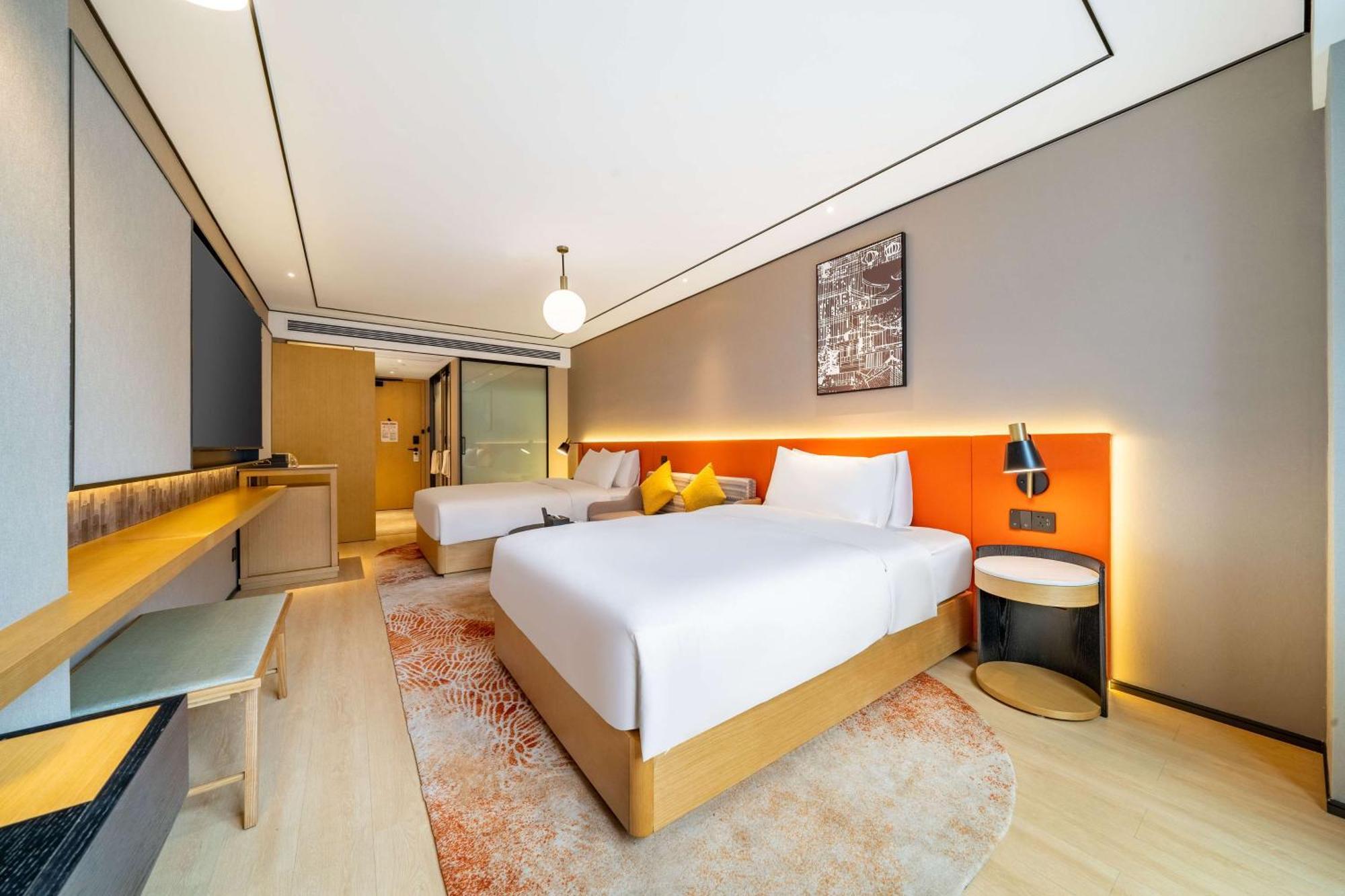 Hilton Garden Inn Chengdu Kuanzhai Alley Экстерьер фото