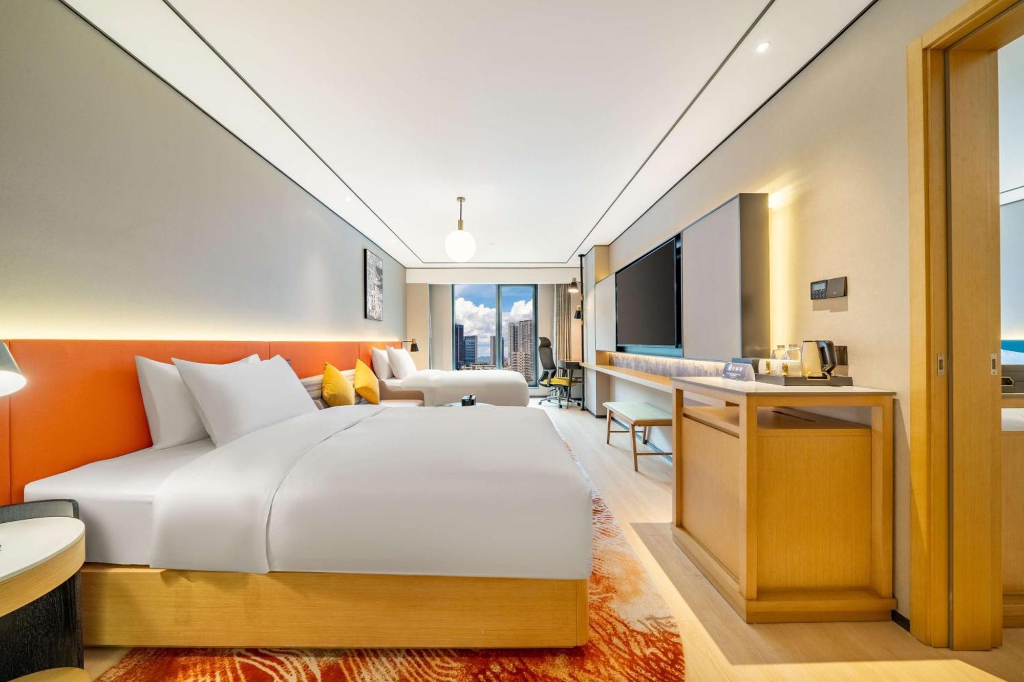 Hilton Garden Inn Chengdu Kuanzhai Alley Экстерьер фото