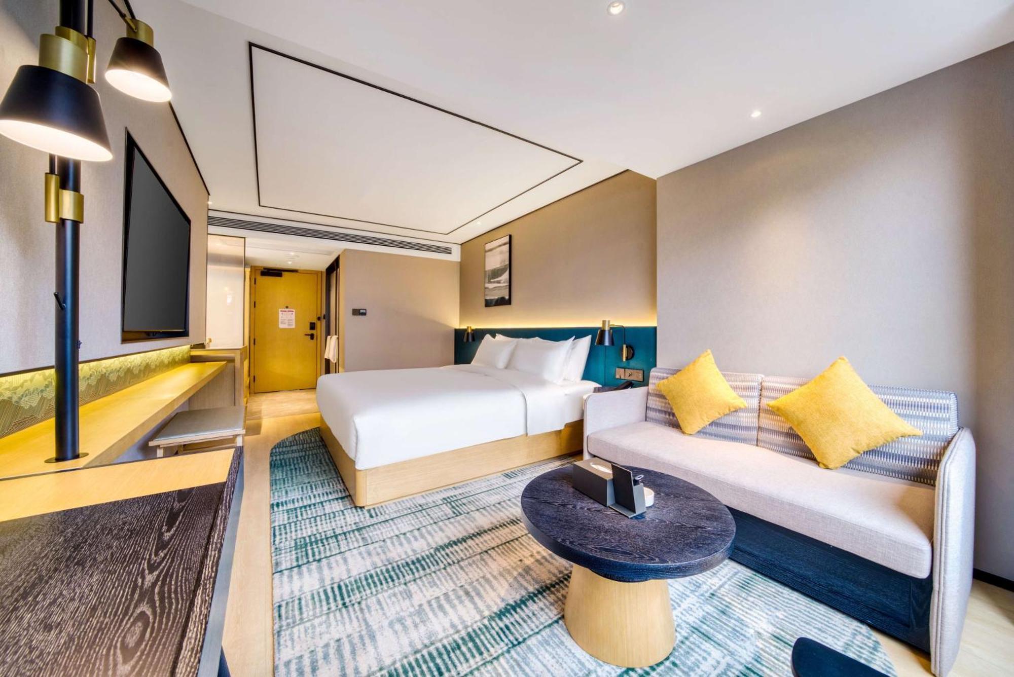 Hilton Garden Inn Chengdu Kuanzhai Alley Экстерьер фото