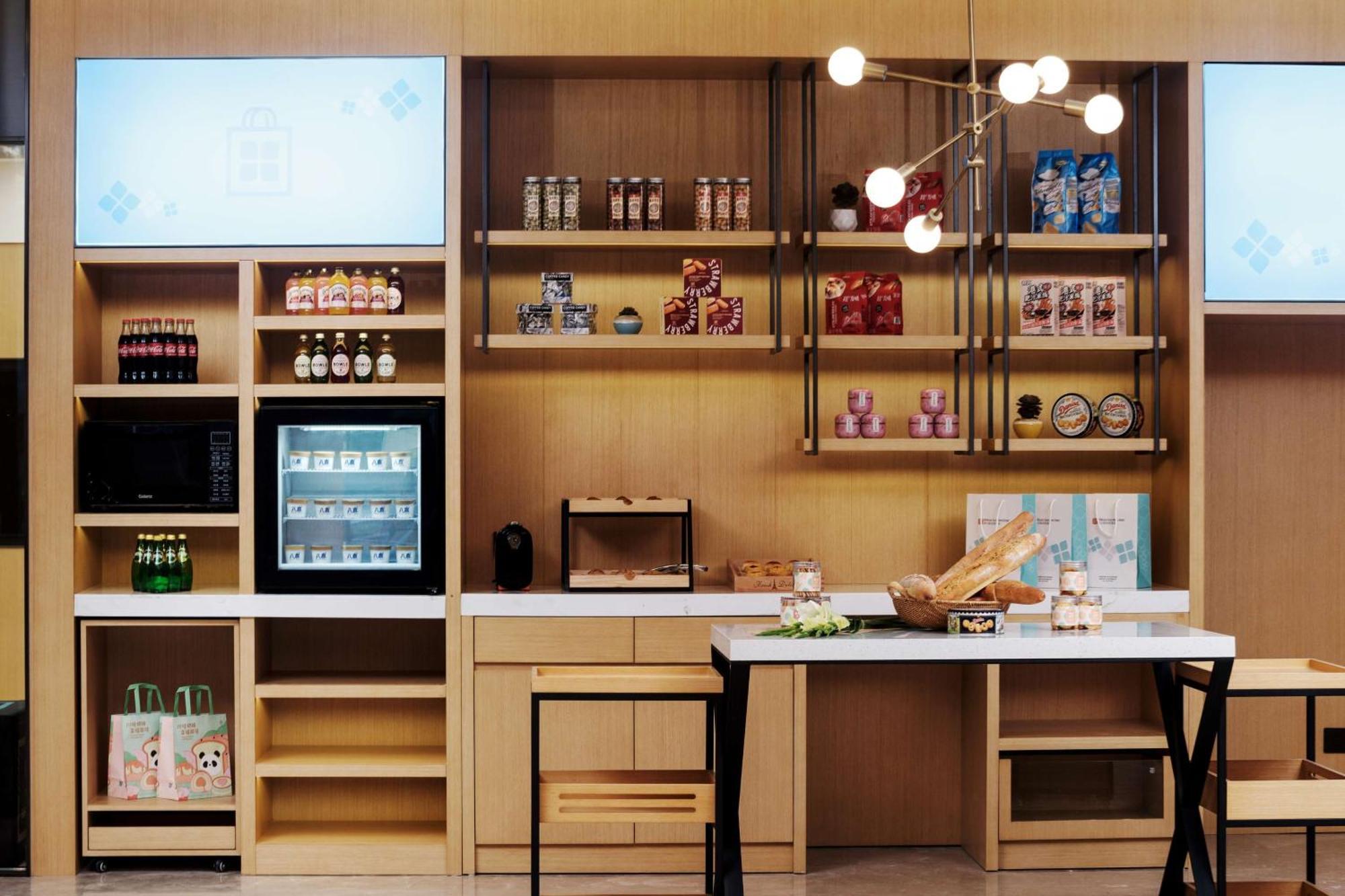 Hilton Garden Inn Chengdu Kuanzhai Alley Экстерьер фото