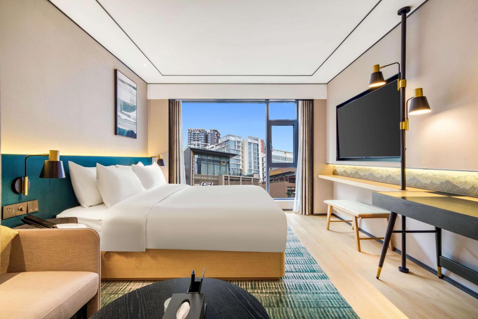 Hilton Garden Inn Chengdu Kuanzhai Alley Экстерьер фото