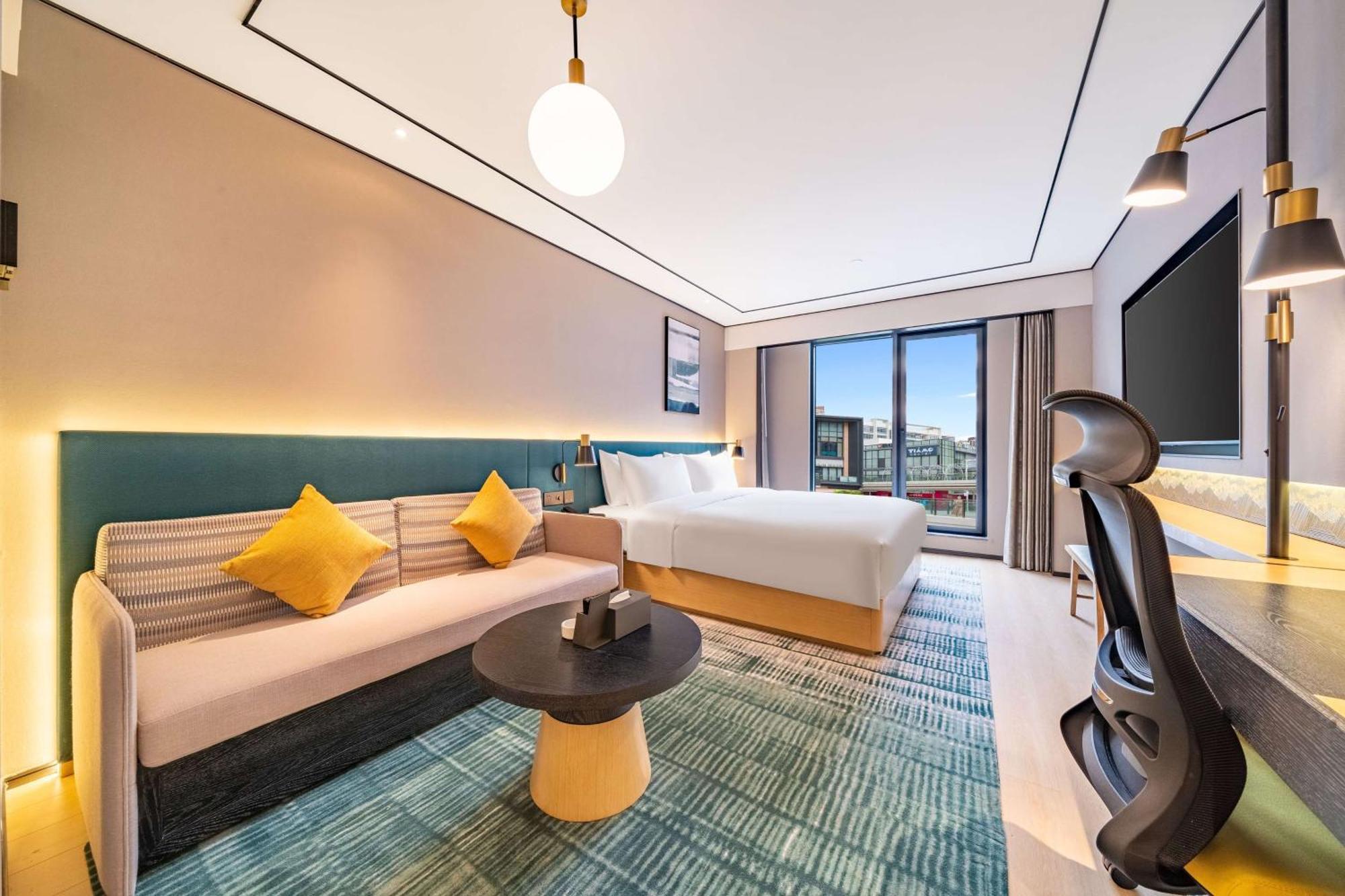 Hilton Garden Inn Chengdu Kuanzhai Alley Экстерьер фото