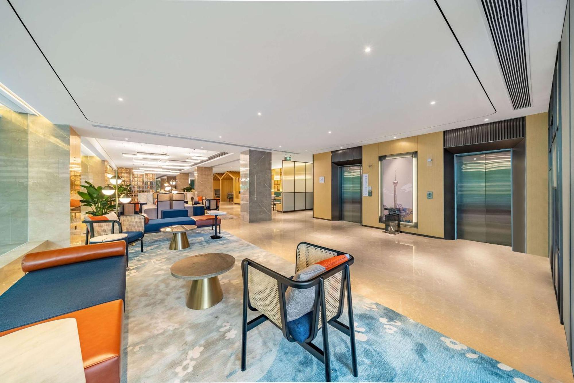 Hilton Garden Inn Chengdu Kuanzhai Alley Экстерьер фото