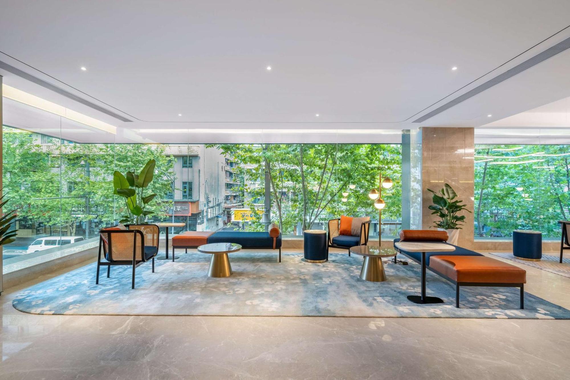 Hilton Garden Inn Chengdu Kuanzhai Alley Экстерьер фото