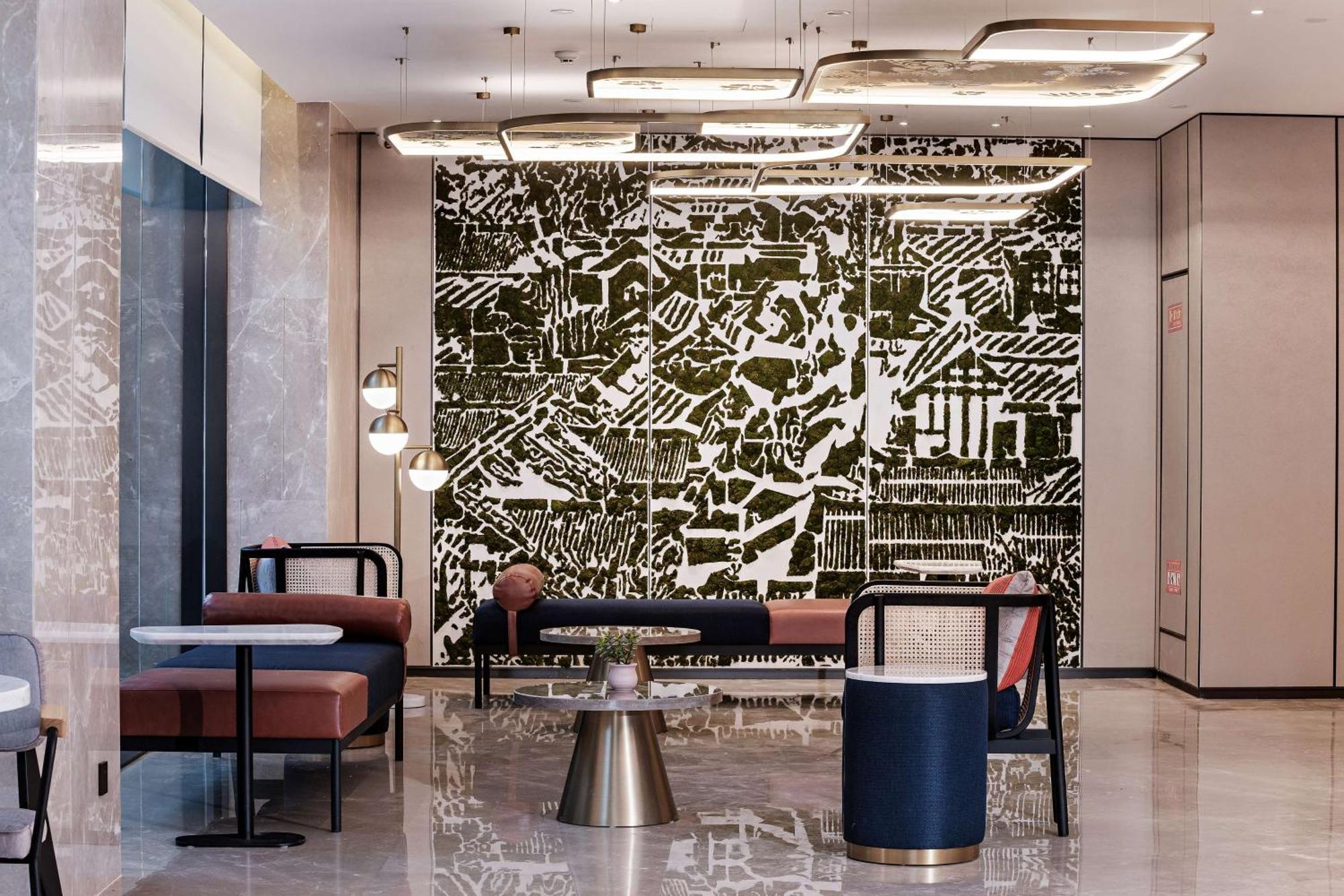Hilton Garden Inn Chengdu Kuanzhai Alley Экстерьер фото